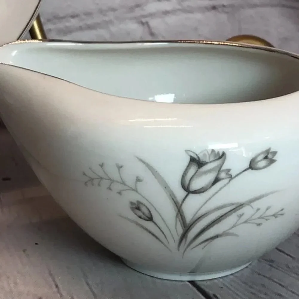 vintage fine china Creative Royal Elegance dinnerware made in Japan